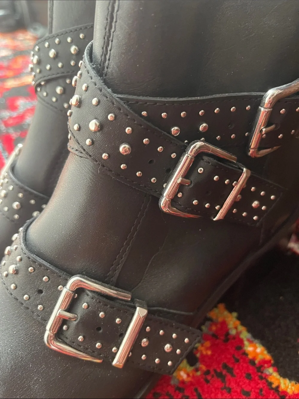 Steve Madden Black Leather Studded Buckle Ankle Booties Size 8
